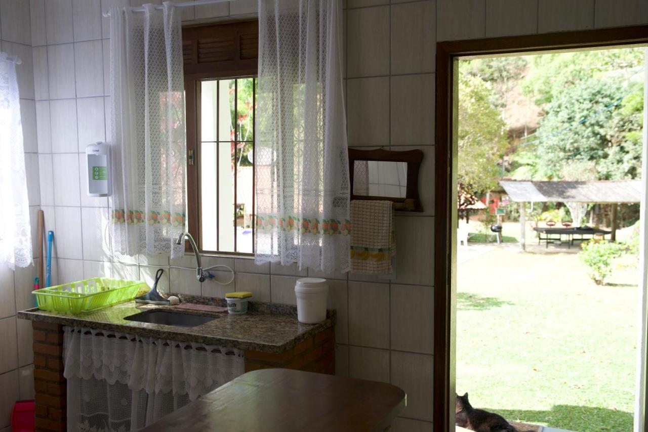 Casa Em Friburgo Com Piscina Lareira & Holiday home