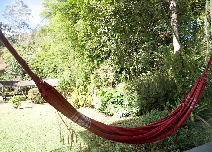 Casa Em Friburgo Com Piscina Lareira Suite & Quarto