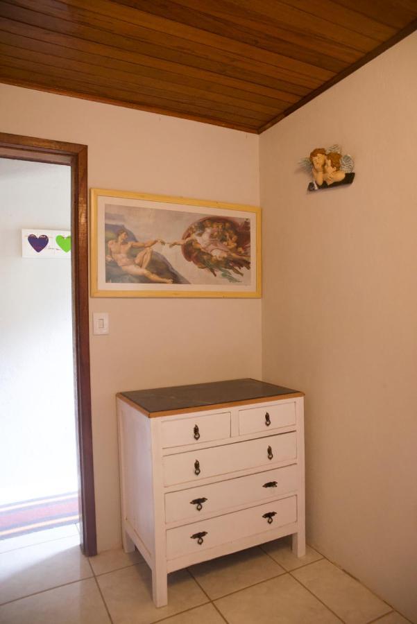 Casa Em Friburgo Com Piscina Lareira & Holiday home *